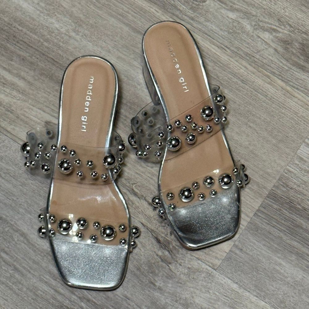 Madden Girl super cute‎ silver studded sandals size 6